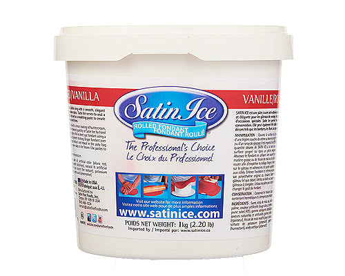 RED VANILLA ICING ROLL - SATIN ICE 1 kg