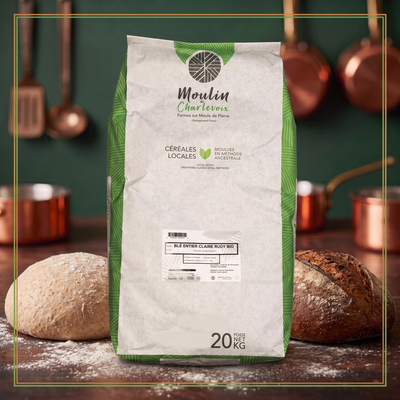 ORGANIC CLEAR WHOLE WHEAT RUDY - MOULIN DE CHARLEVOIX 20 kg — lifestyle card